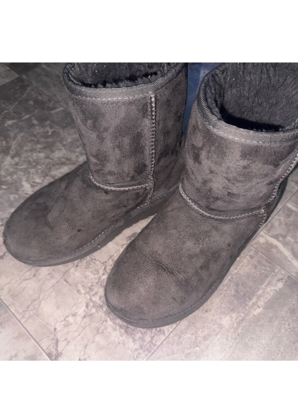 UGG Kids Classic II Charcoal Gray Suede Boots Little Kid Size 1